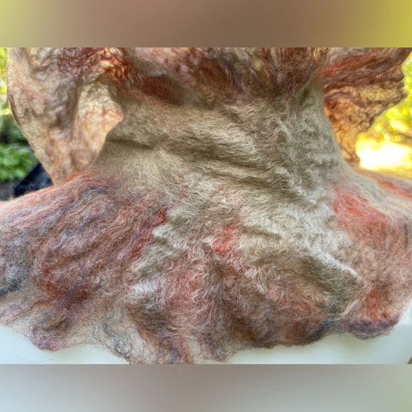Unique Wet Felted Wool Scarf/collar - Picture 3 of 6
